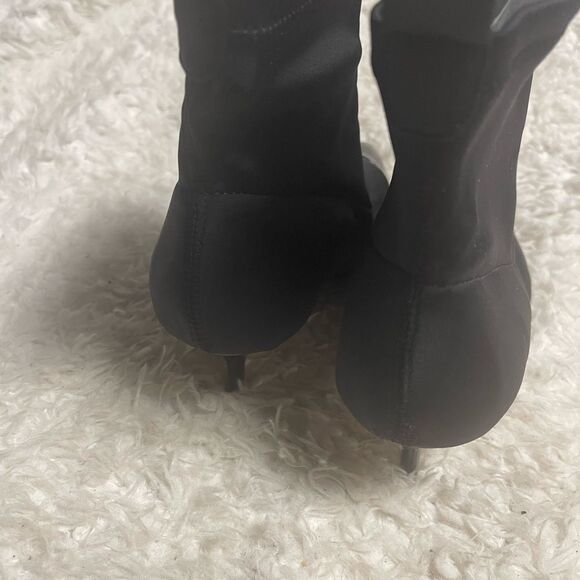 Nanette Lepore Elegant textile & patent Black Ankle Boots kitten heels SZ10M - Picture 5 of 9